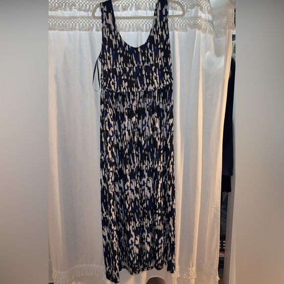 AB Studio Dresses & Skirts - AB Studio Black and Blue Abstract Maxi Dress